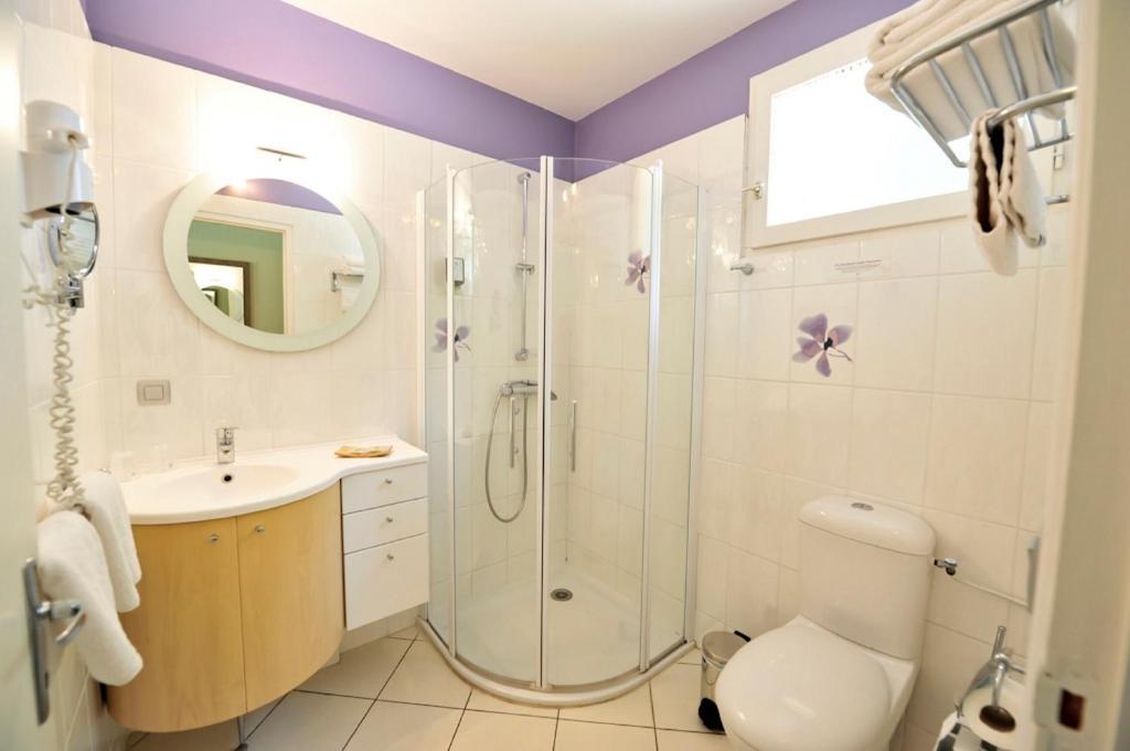 Hostellerie Du Causse Gramat Room photo