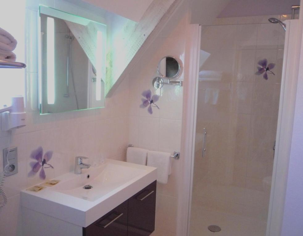 Hostellerie Du Causse Gramat Room photo